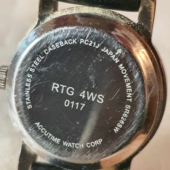 🦋10/$20🦋 RTG 4WS Silver/White Leather Women's Watch - Picture 4 of 4